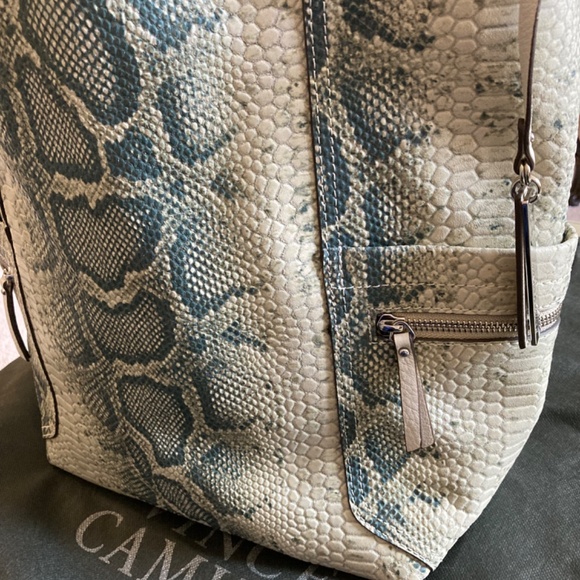 VINCE CAMUTO Maka LEATHER HOBO Snake-print handbag - Picture 3 of 7